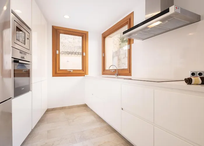 Townhouse San Sebastia By Sunvillas Mallorca * Pollença